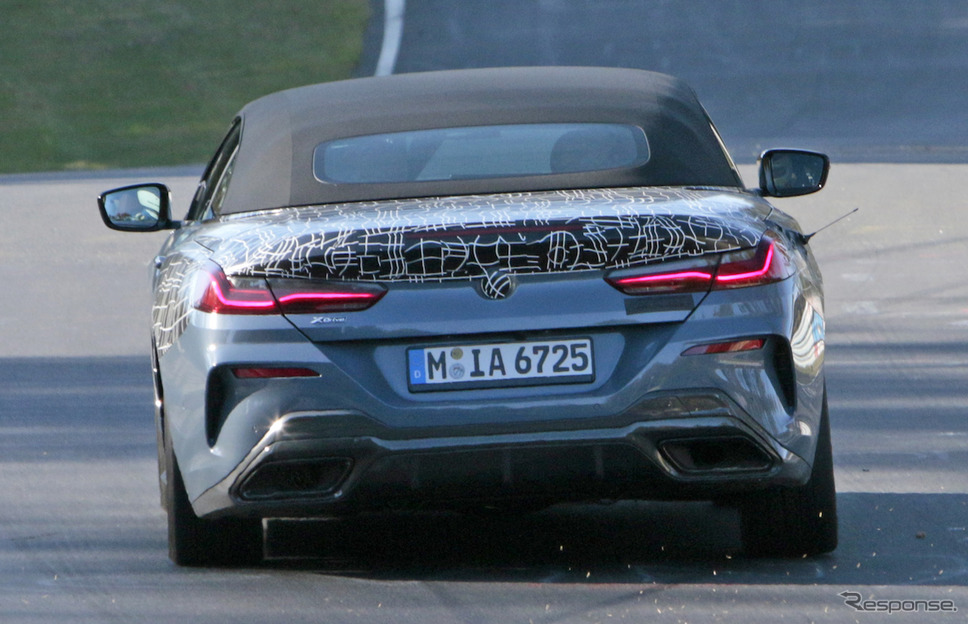 BMW 8シリーズカブリオレ(M850i xDrive カブリオレ Mパフォーマンス)スクープ写真《APOLLO NEWS SERVICE》