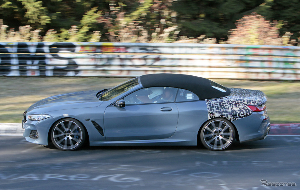 BMW 8シリーズカブリオレ(M850i xDrive カブリオレ Mパフォーマンス)スクープ写真《APOLLO NEWS SERVICE》