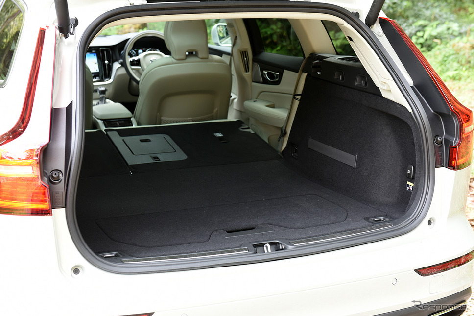 ボルボ 新型 V60(VOLVO V60)《撮影 中野英幸》
