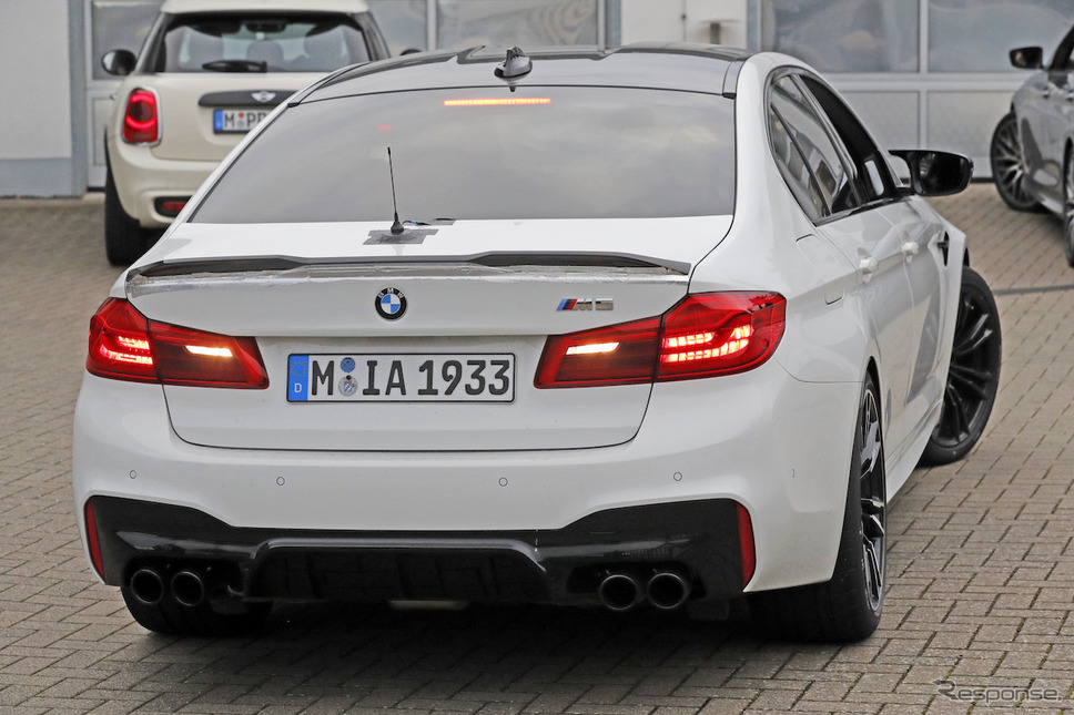 BMW M5 CS スクープ写真《APOLLO NEWS SERVICE》