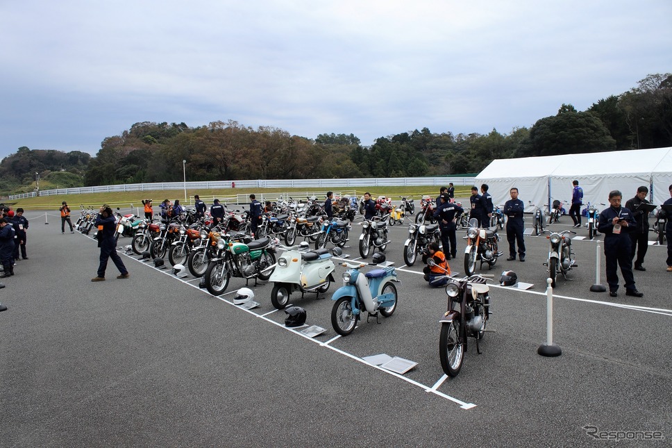 ヤマハ歴史車輌デモ走行会・見学会2018《撮影 内田俊一》