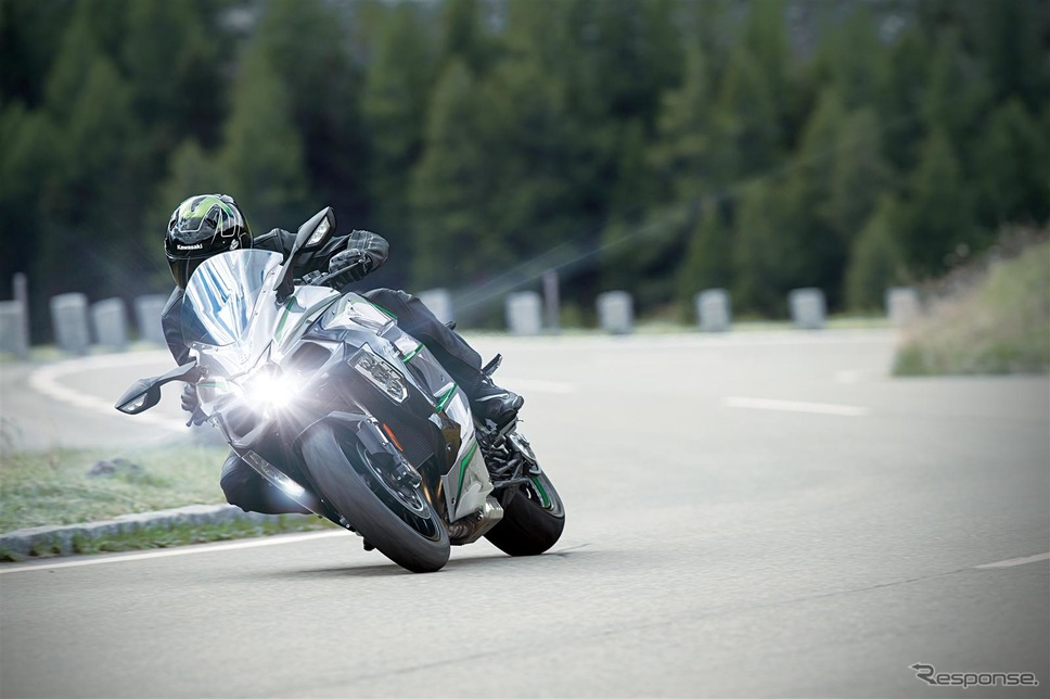 カワサキ Ninja H2 SX SE+