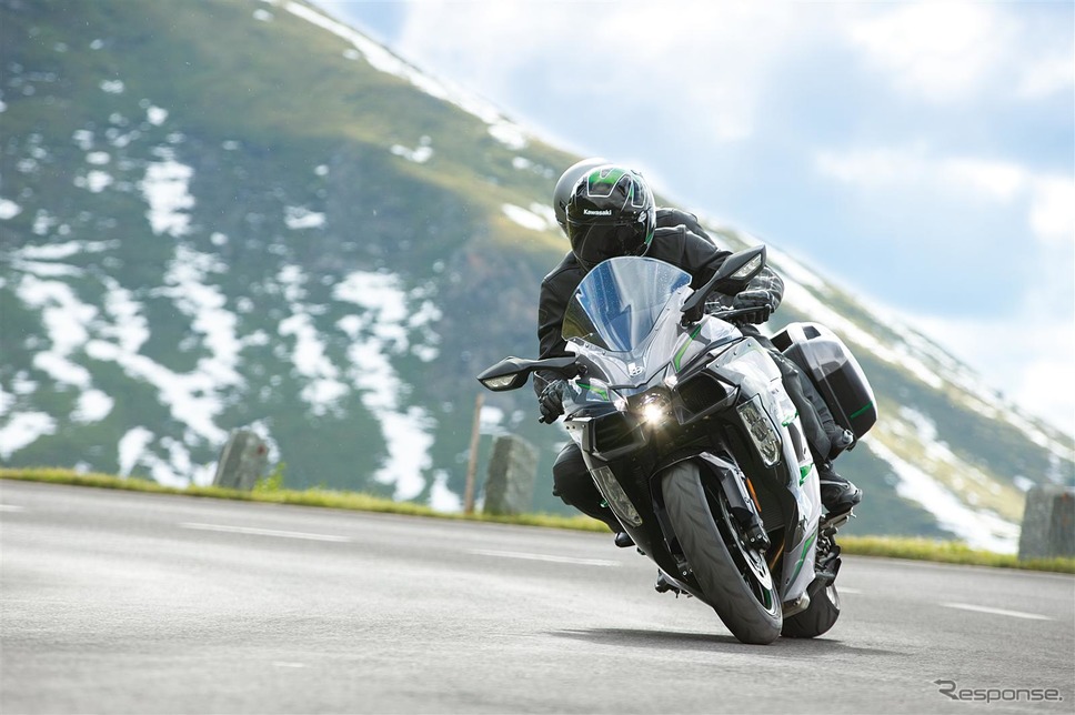 カワサキ Ninja H2 SX SE+