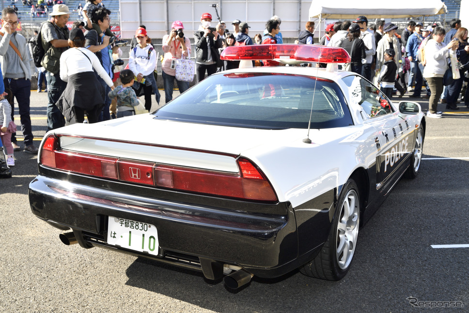 ホンダNSXのパトカー《撮影 雪岡直樹》