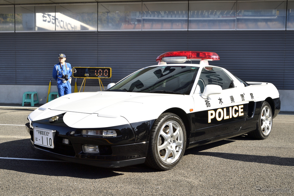 ホンダNSXのパトカー《撮影 雪岡直樹》
