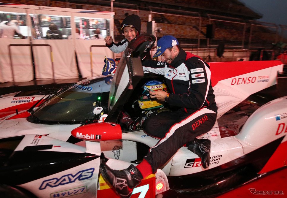 小林可夢偉らの#7 トヨタが優勝を飾り凱旋。《写真提供 TOYOTA》