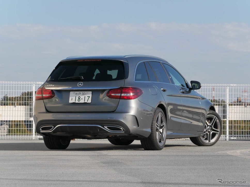 メルセデスベンツ C220dステーションワゴン撮影 中村孝仁
