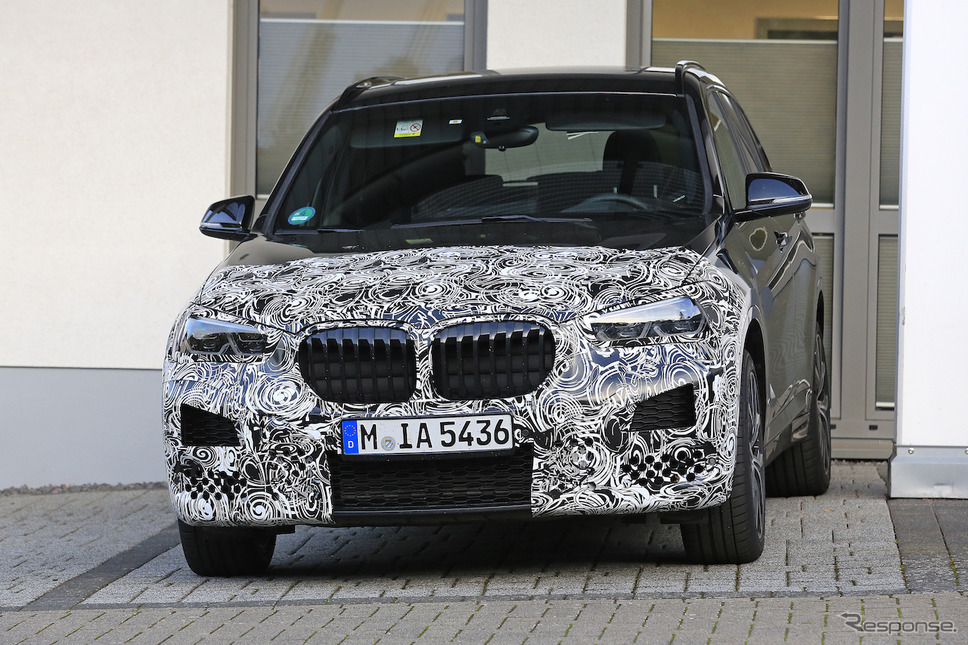 BMW X1 改良新型スクープ写真《APOLLO NEWS SERVICE》