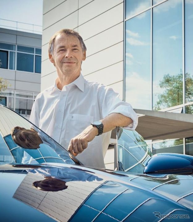 新型ポルシェ 911 の開発責任者、アウグスト・アッハライトナー氏