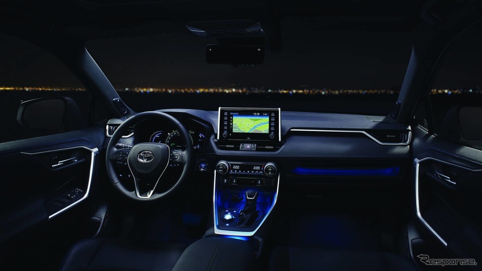 トヨタ RAV4 ハイブリッド 新型(欧州仕様)