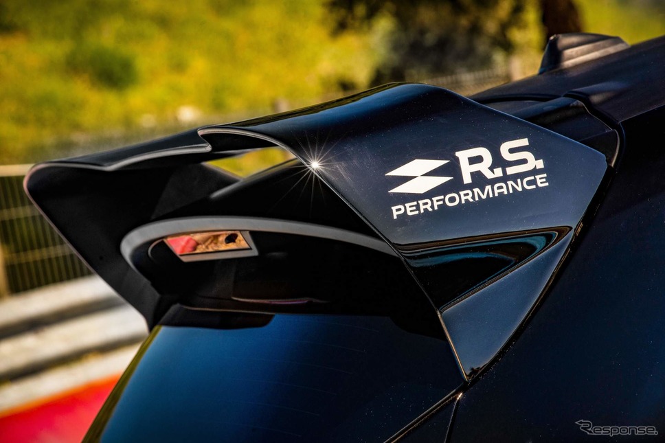 ルノーの「R.S.パフォーマンス」