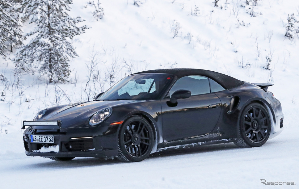 ポルシェ 911 ターボS カブリオレ(スクープ写真)《APOLLO NEWS SERVICE》