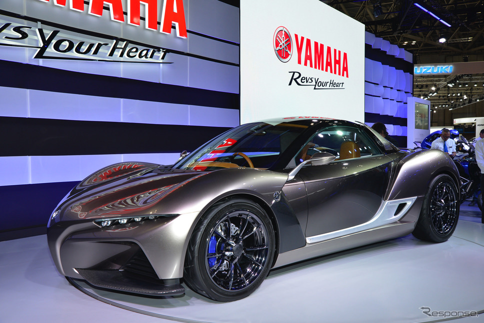 ヤマハ発動機が4輪乗用車の事業化を凍結。写真は東京モーターショー15で発表した「スポーツライド コンセプト」《撮影 安藤貴史》