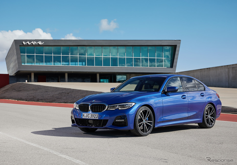 BMW 3シリーズ 新型(330i Mスポーツ)《画像 BMW》