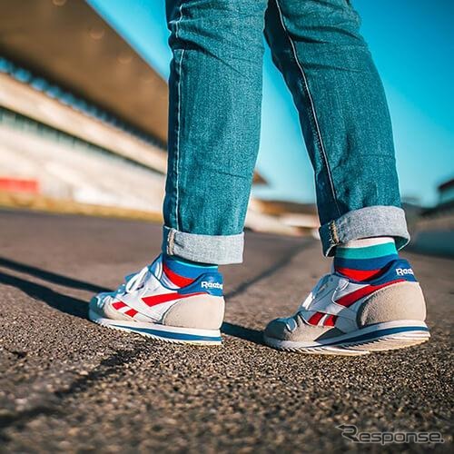 HEEL TREADのソックス(E30)《画像 モトーリモーダ》