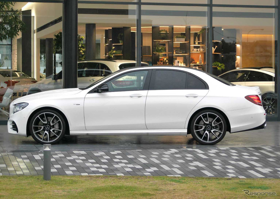 メルセデスAMG E53 4MATIC撮影 中村孝仁