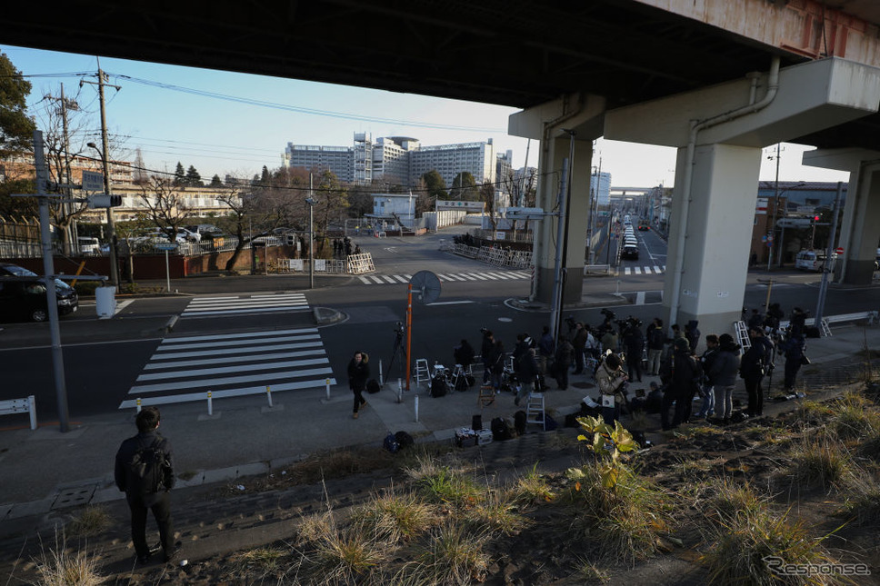 東京拘置所前の報道陣（1月8日）　(c) Getty Images