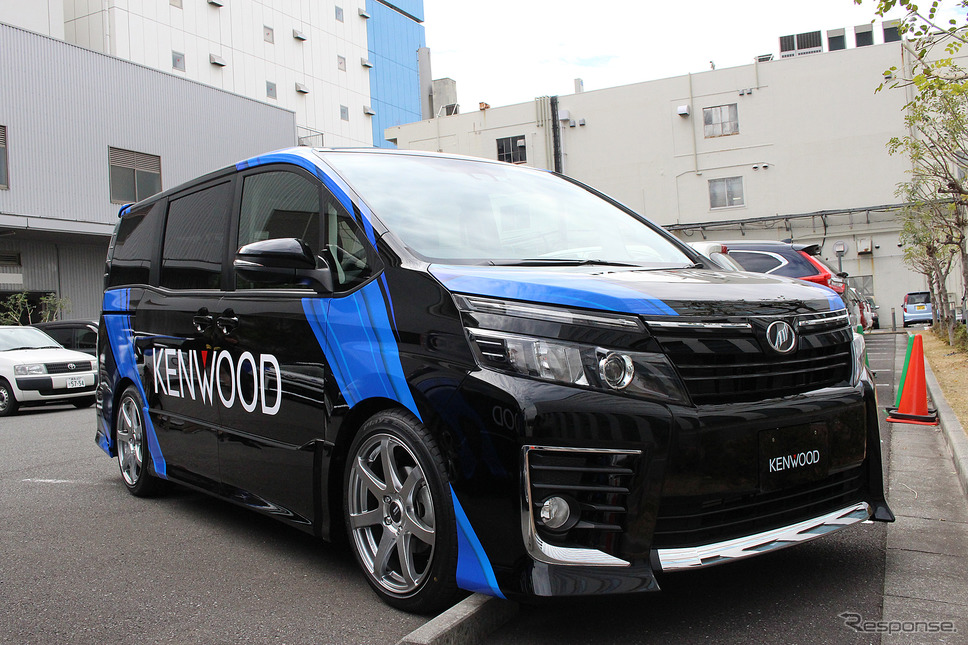 高精細なHDパネルを採用して映像の美しさが際立つKENWOOD彩速ナビデビューPHOTO:土田康弘