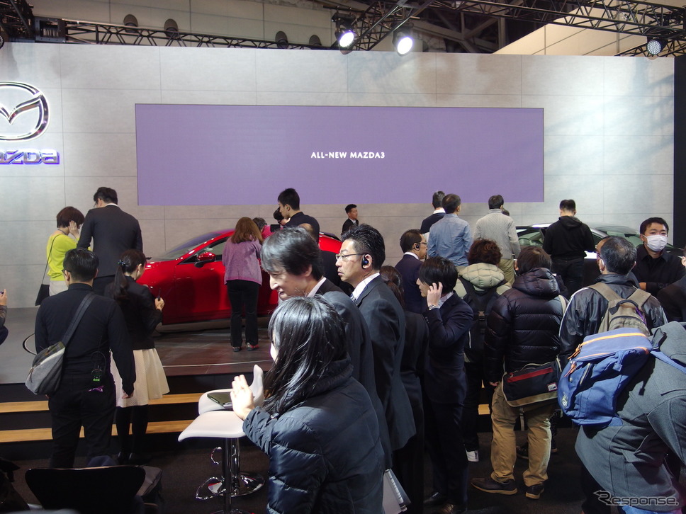 マツダ3(東京オートサロン2019)《撮影 高木啓》