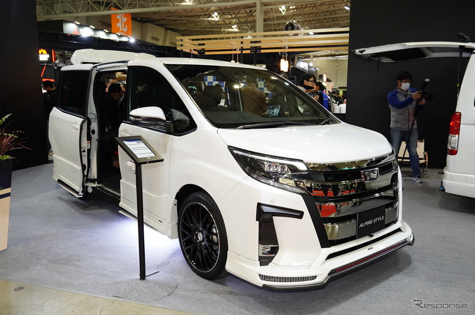 アルパインスタイルブース（東京オートサロン2019）《撮影 愛甲武司》