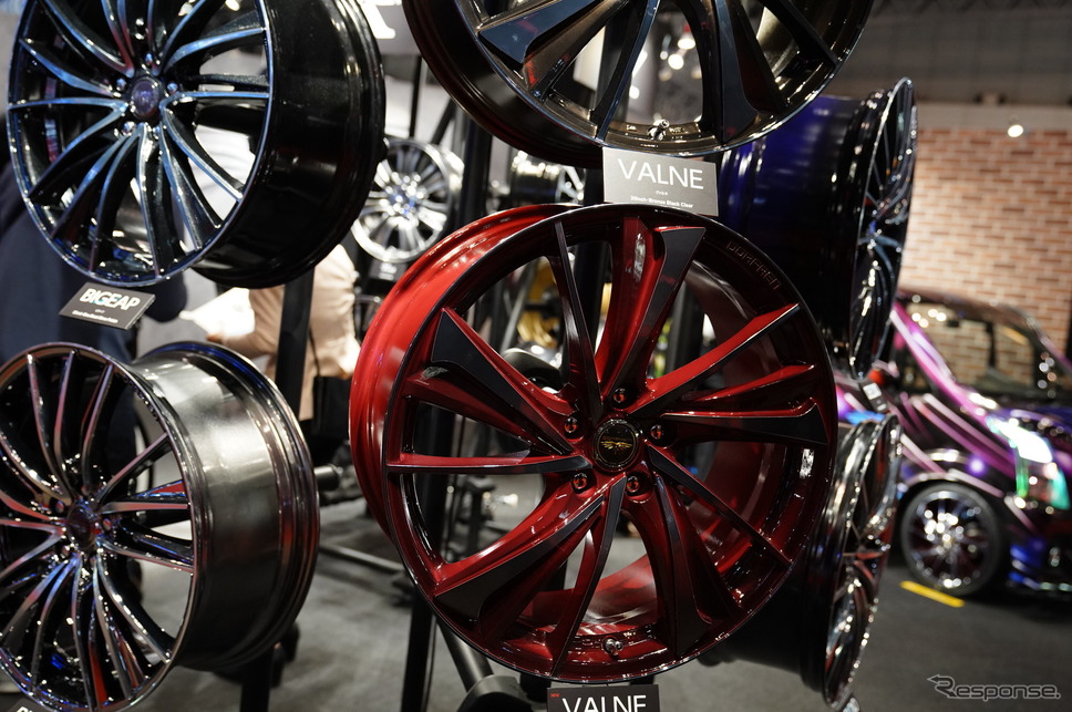 トピー実業ブース(東京オートサロン2019)《撮影 愛甲武司》
