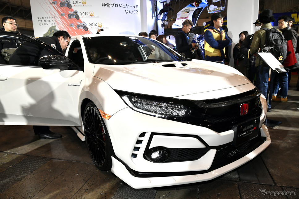 東京オートサロン 無限ブース《撮影 雪岡直樹》