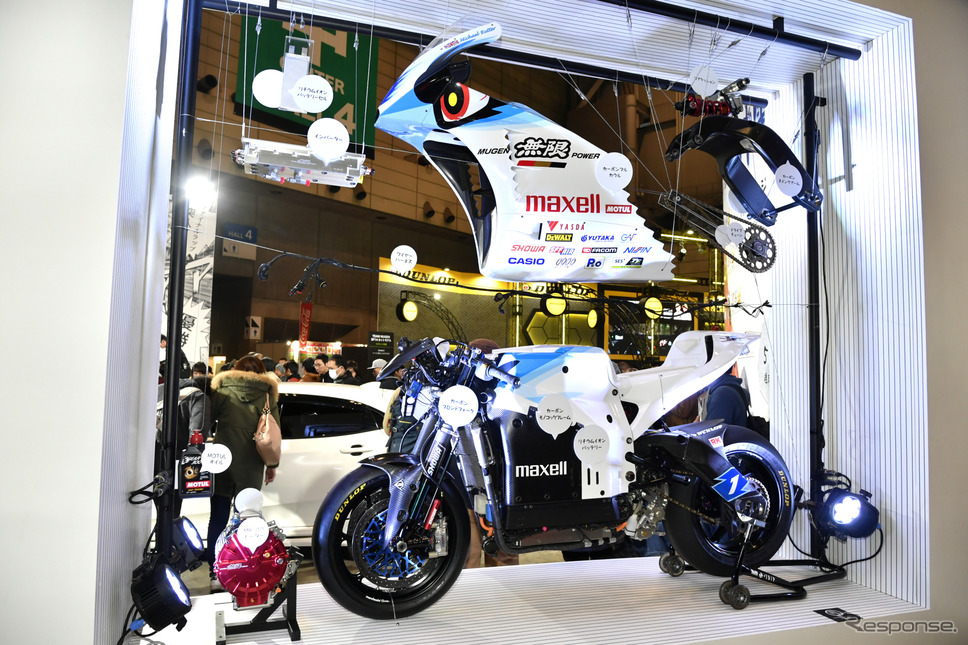 東京オートサロン 無限ブース《撮影 雪岡直樹》
