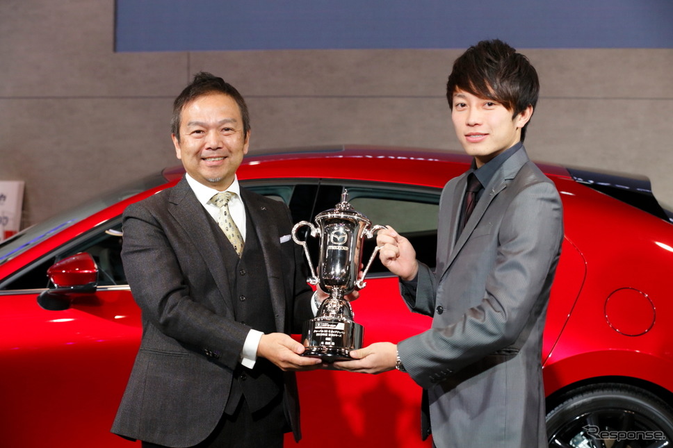 グローバルMX-5カップジャパンシリーズ表彰式(東京オートサロン2019)
