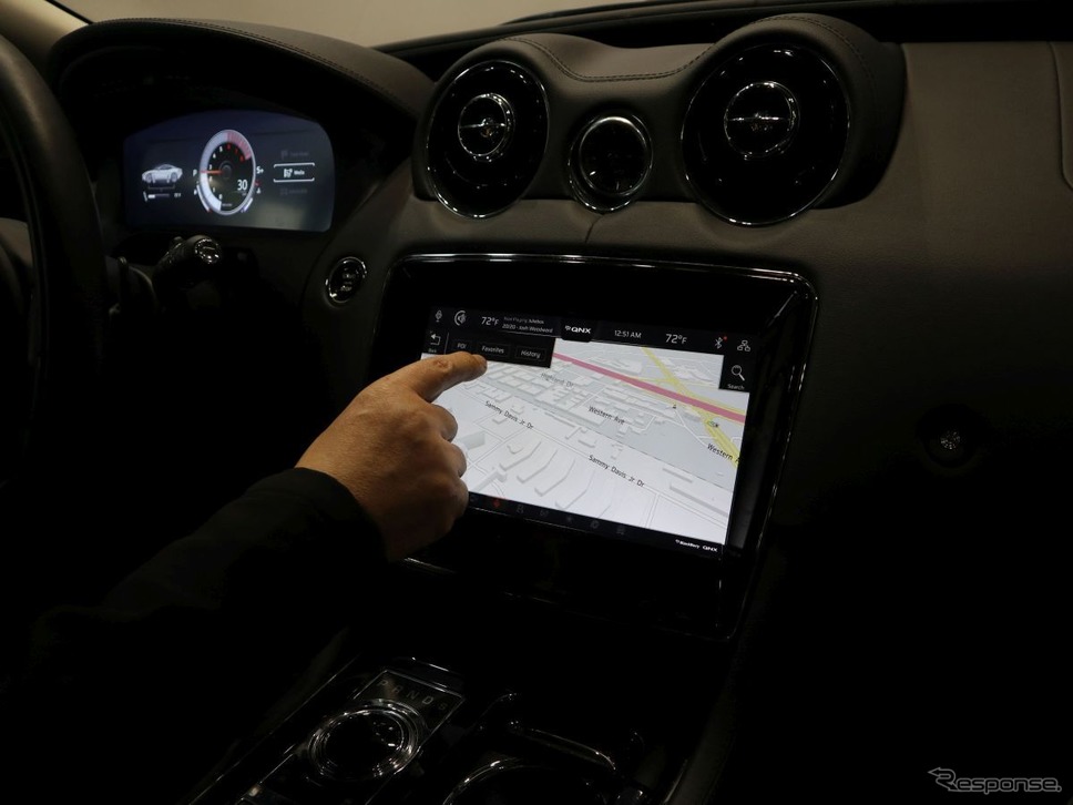 オートモーティブワールド:ブラックベリーQNX≪撮影:中尾真二≫