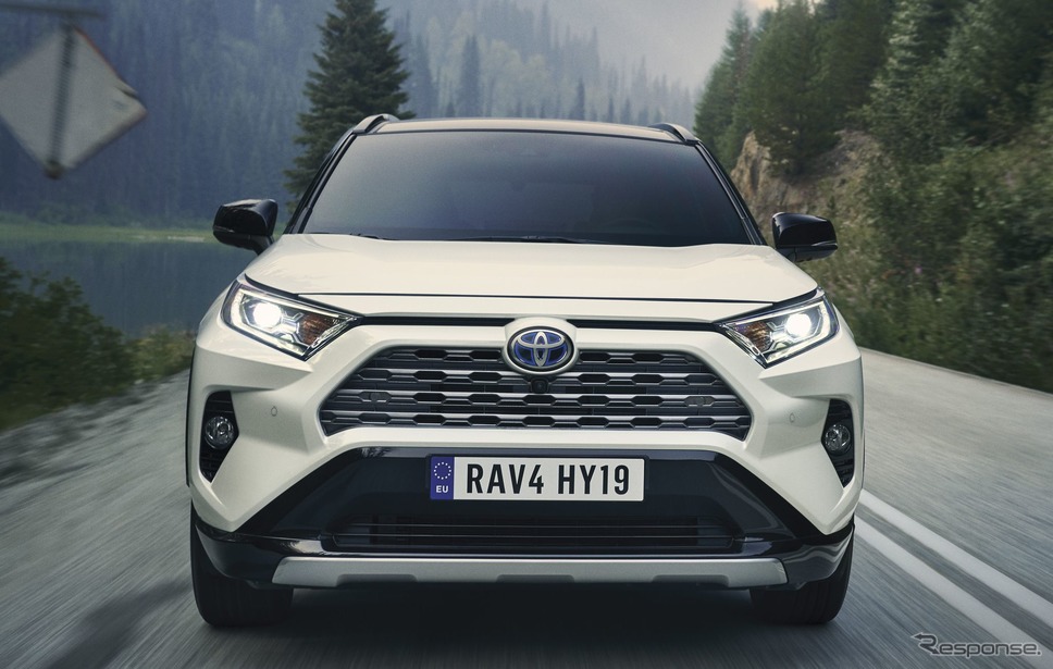 トヨタRAV4ハイブリッド 新型（欧州仕様）