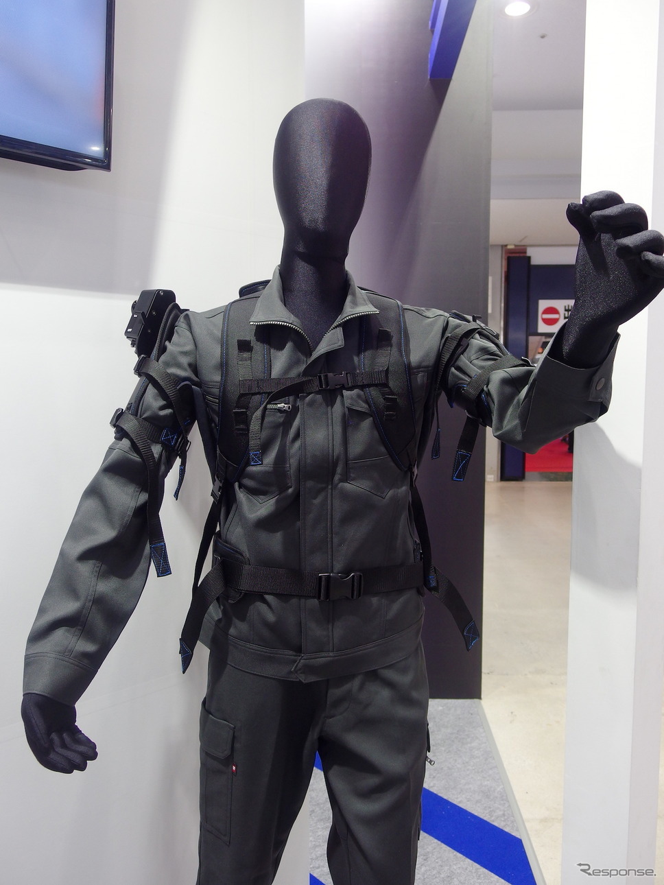 ダイドーTASK AR1.0(ロボデックス2019)《撮影 高木啓》