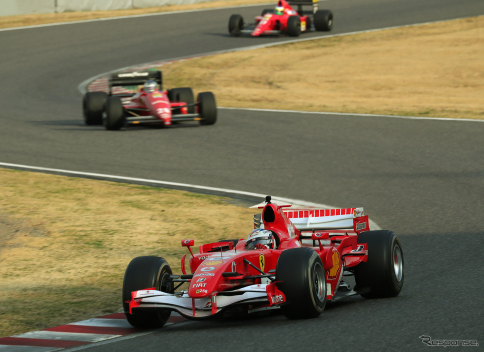 写真先頭はミハエル・シューマッハが2006年のF1を戦ったマシン「フェラーリ248F1」。ドライバーはジュリアーノ・アレジ（2018年の鈴鹿ファン感謝デー）。《写真提供 MOBILITYLAND》