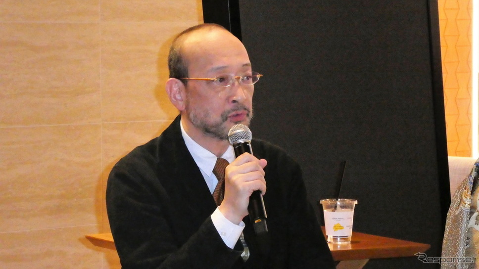 《撮影 先川知香》