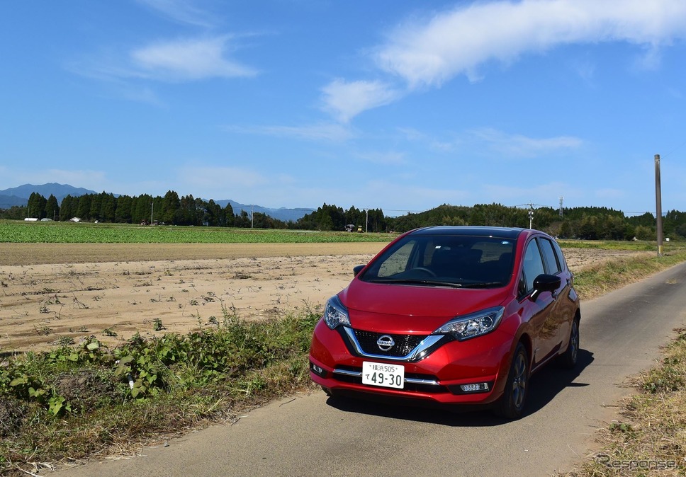 日産『ノート e-POWER メダリスト』《撮影 井元康一郎》