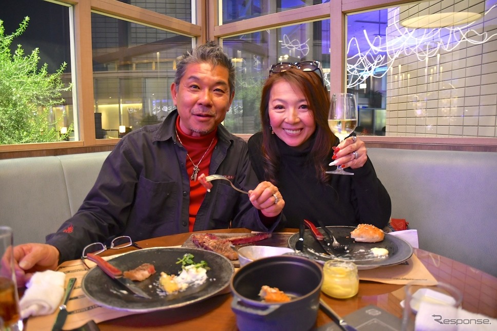 「Taste of Freedom」プレビューナイトに参加した木田ご夫妻。《撮影:青木タカオ》