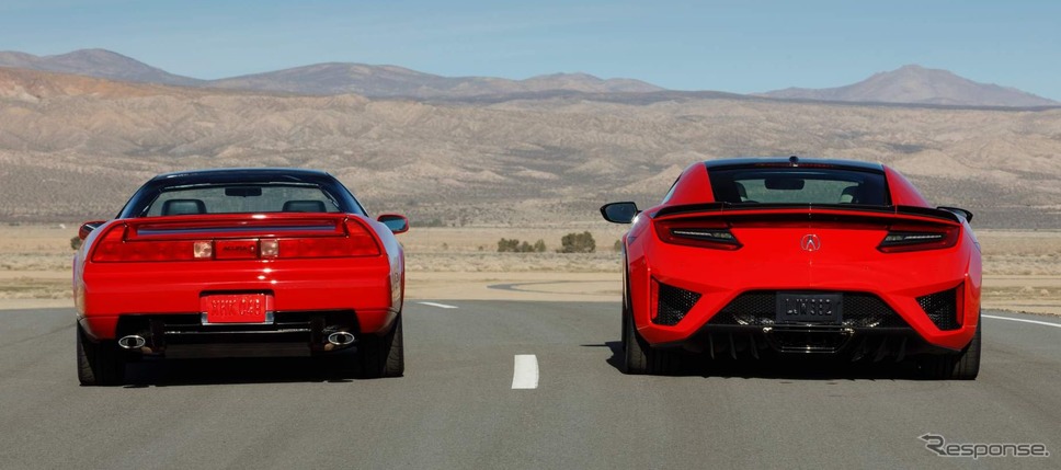 初代と現行のアキュラ(ホンダ)NSX