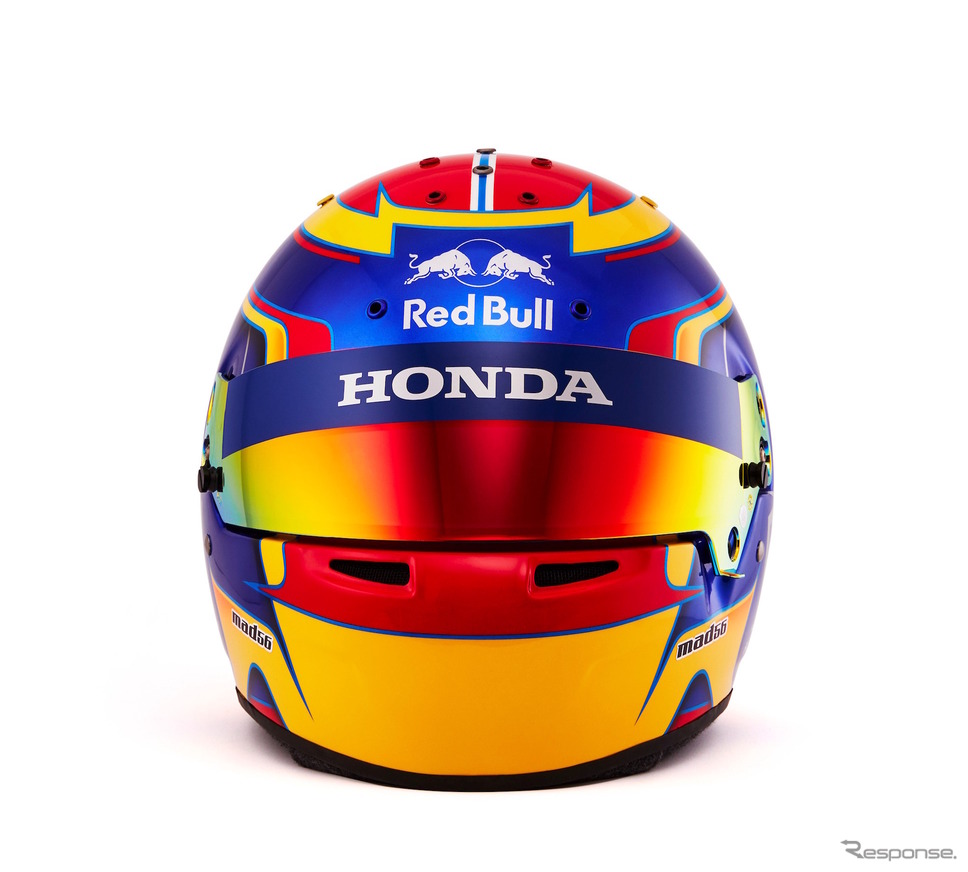 アルボンの今季ヘルメット《写真提供 Toro Rosso》