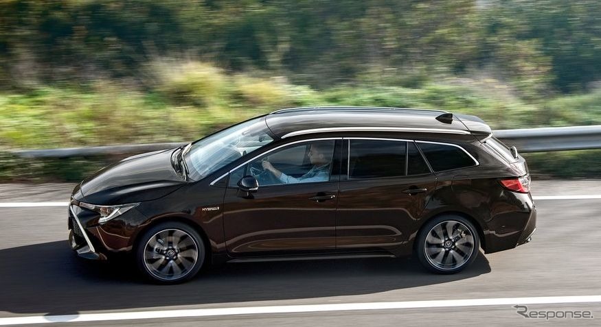 トヨタ・カローラ・ツーリングスポーツ 新型(欧州仕様)