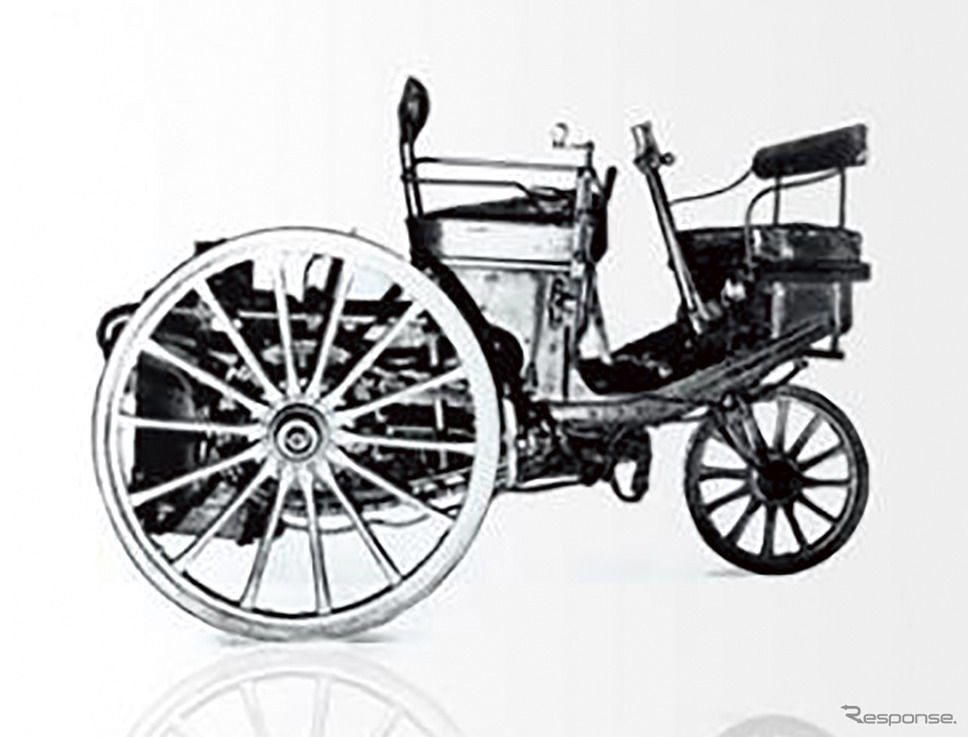 1890年に誕生したプジョーの第一号車。蒸気を動力とする三輪車だった。《写真 ADIVA》