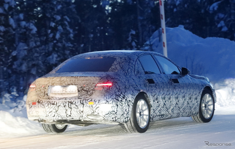 メルセデスベンツ Sクラス 次期型スクープ写真《APOLLO NEWS SERVICE》