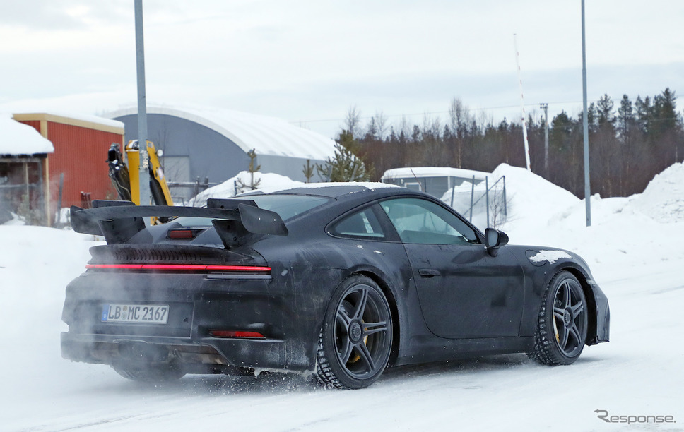 ポルシェ 911 GT3 スクープ写真《APOLLO NEWS SERVICE》