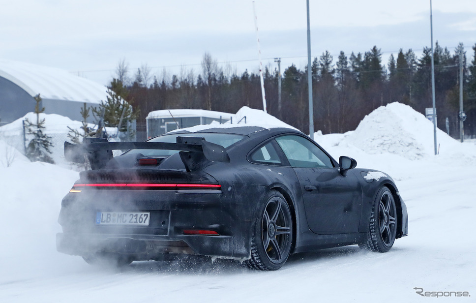 ポルシェ 911 GT3 スクープ写真《APOLLO NEWS SERVICE》