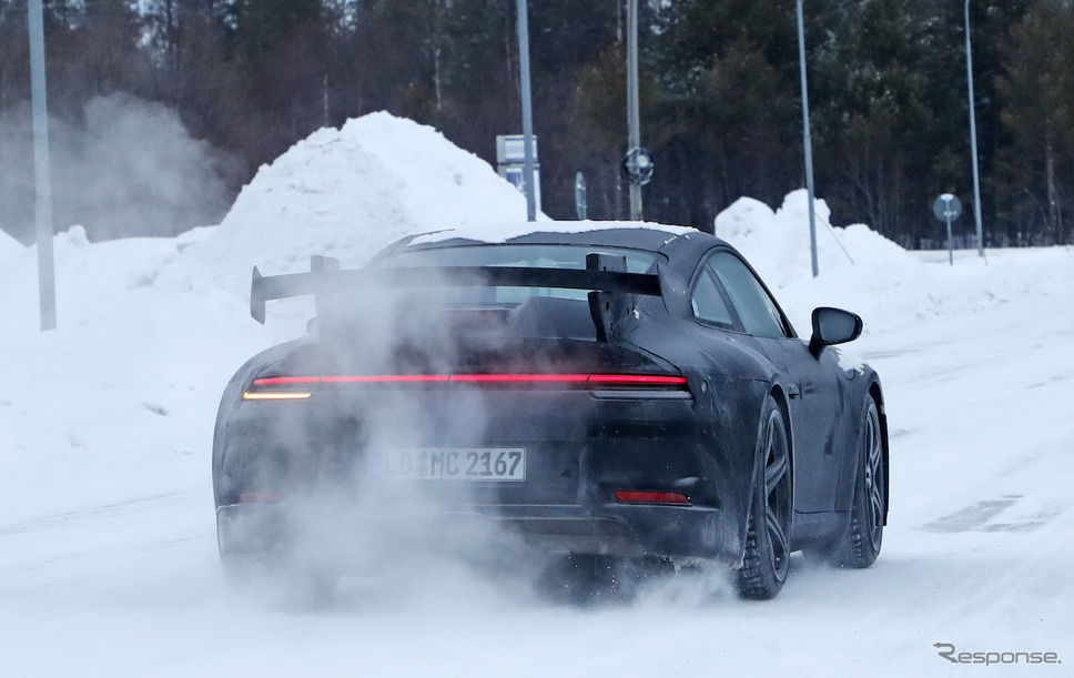 ポルシェ 911 GT3 スクープ写真《APOLLO NEWS SERVICE》