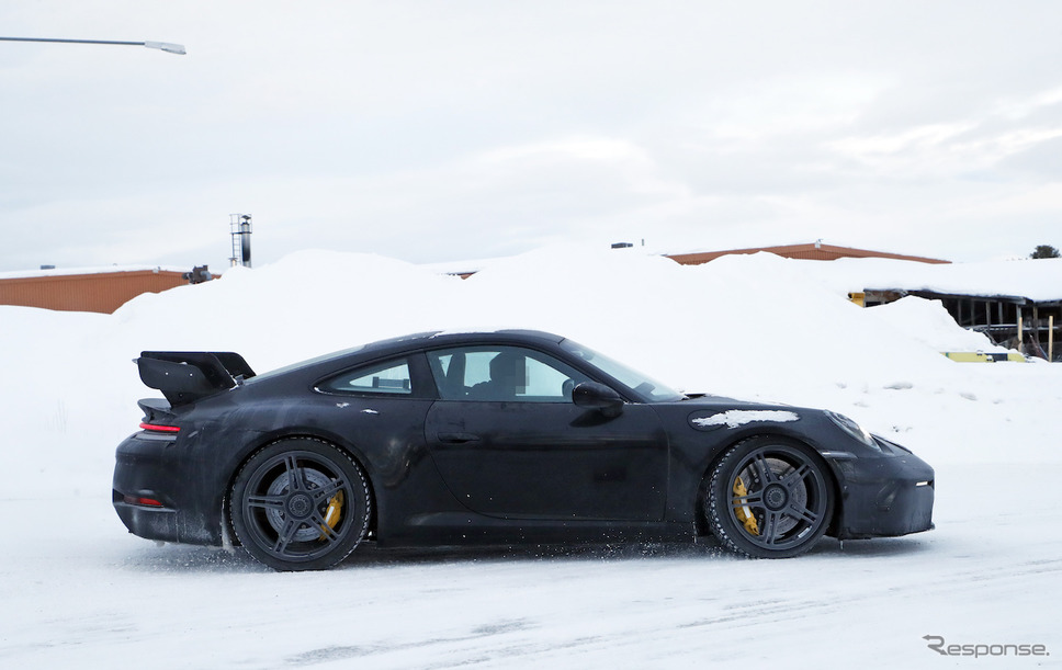 ポルシェ 911 GT3 スクープ写真《APOLLO NEWS SERVICE》