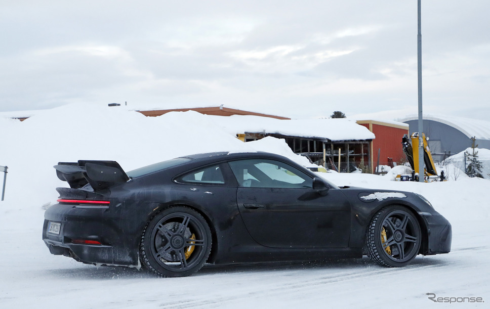 ポルシェ 911 GT3 スクープ写真《APOLLO NEWS SERVICE》