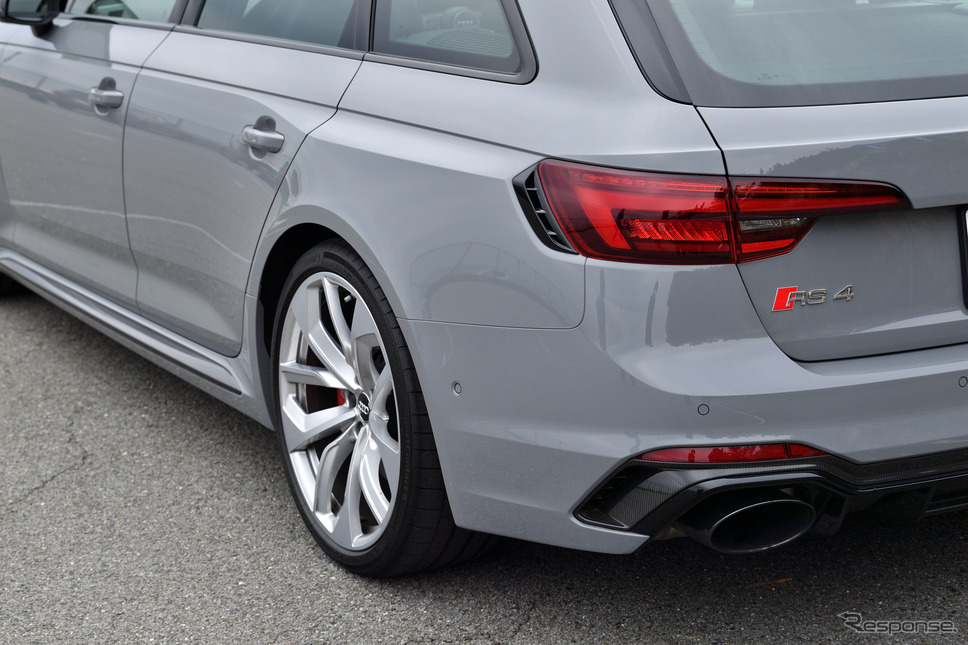アウディ RS4アバント 新型《撮影 雪岡直樹》