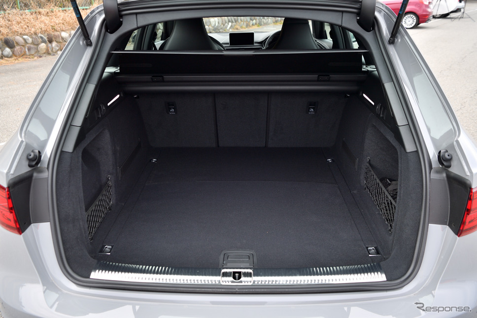 アウディ RS4アバント 新型《撮影 雪岡直樹》