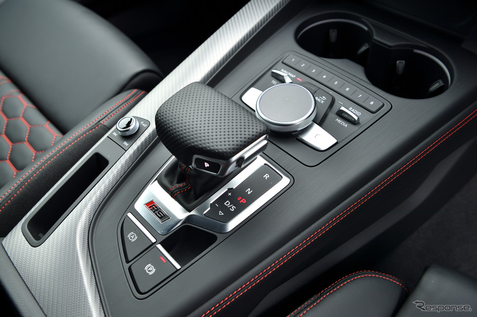 アウディ RS4アバント 新型《撮影 雪岡直樹》