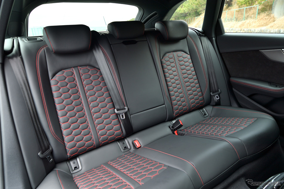 アウディ RS4アバント 新型《撮影 雪岡直樹》