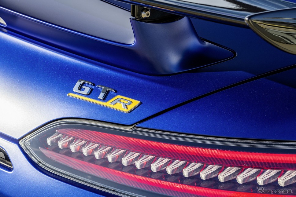 メルセデス AMG GT R ロードスター
